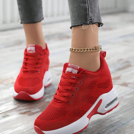 Women's Scarlet Lift