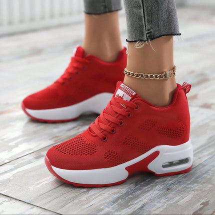 Women's Scarlet Lift